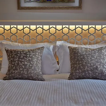 Hotel Arart