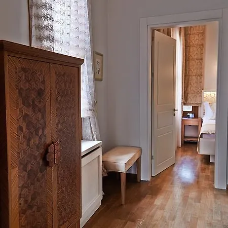Hotel Arart