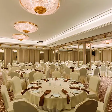 Ramada By Wyndham Istanbul Golden Horn