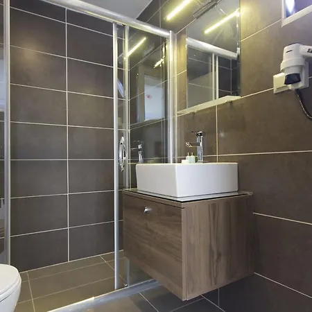 Onur Aparthotel