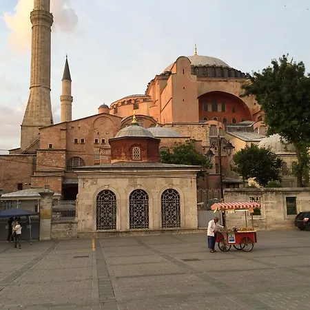 Peninsula 3* Istanbul