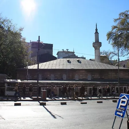 Iskele House *