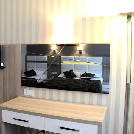 Nil Hotel 3*