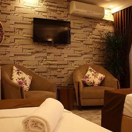 Life Otel 3*