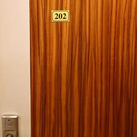 Hotel Life 3*