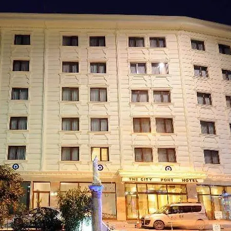 The Port Hotel