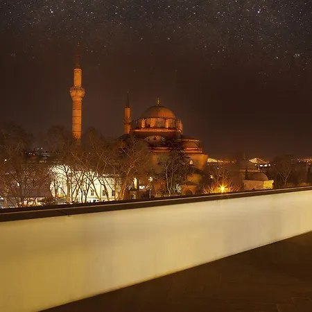 Victory & Hotel Provincia di Istanbul