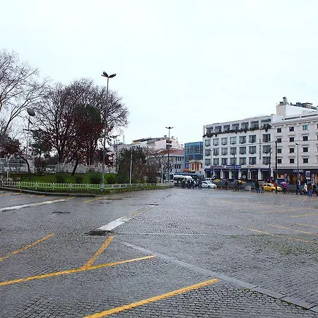 Hotel Victory & 4*