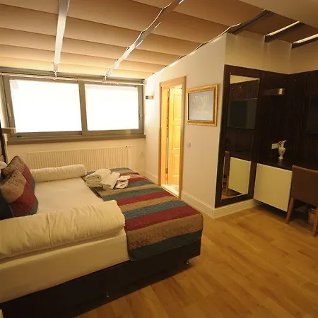 Ottopera (adults Only) Hotel
