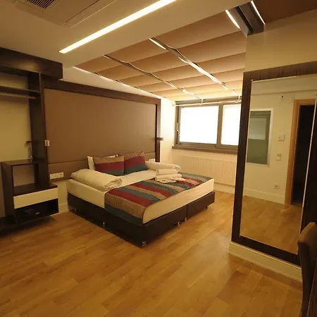 Ottopera (adults Only) Istanbul