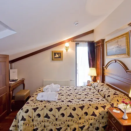 Glk Premier Regency Suites&spa 3*