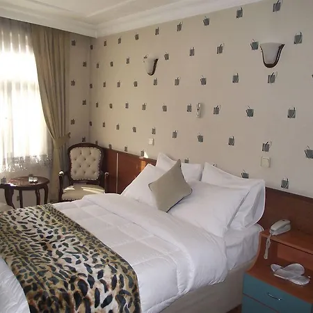 Pera Capitol Hotel