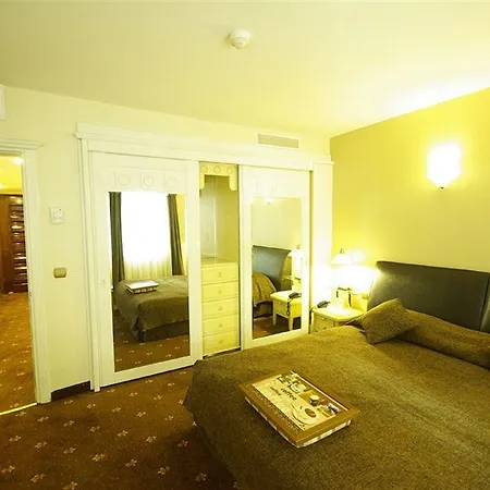 Aparthotel Tempo Gayrettepe 4*