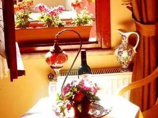 Emmasaray Hotel