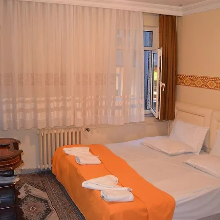 Hotel Sirkeci Emek 2*