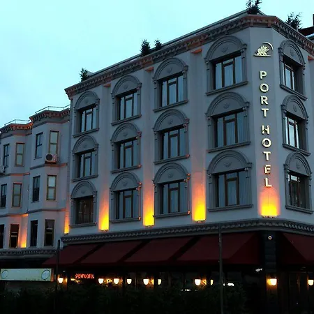 Hotel Aly Port 3*