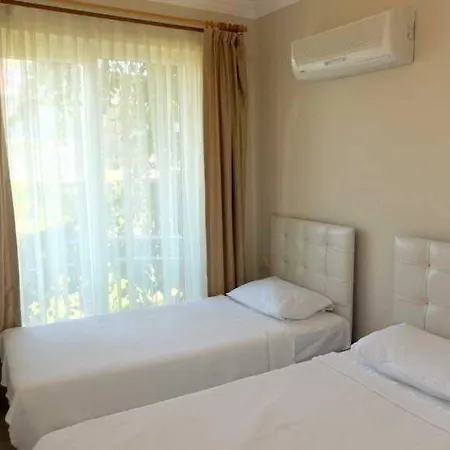 Seven Hotel 3*