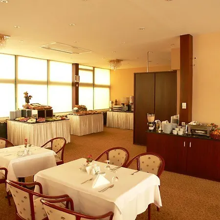 Feronya Hotel 4*