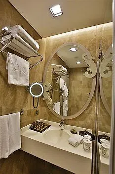 Hotel Doubletree By Hilton Atasehir And Conference Centre 5*