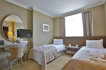 Doubletree By Hilton Atasehir And Conference Centre Hotel 5*