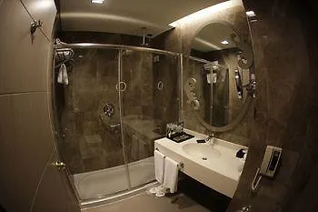Doubletree By Hilton Atasehir And Conference Centre Hotel 5*