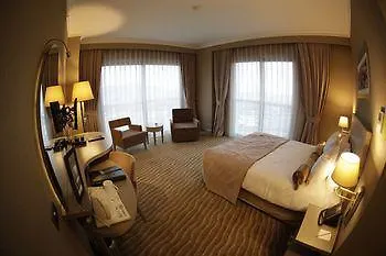 Doubletree By Hilton Atasehir And Conference Centre Hotel