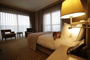 Doubletree By Hilton Atasehir And Conference Centre Hotel 5*