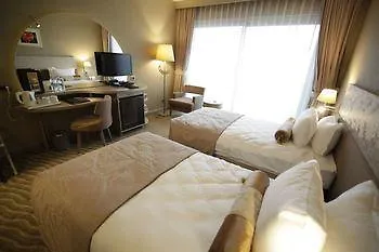 Doubletree By Hilton Atasehir And Conference Centre 5*