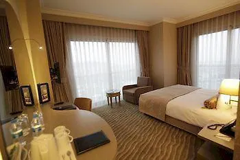 Doubletree By Hilton Atasehir And Conference Centre