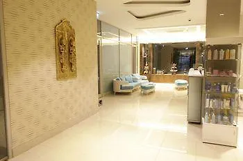 Doubletree By Hilton Atasehir And Conference Centre Hotel