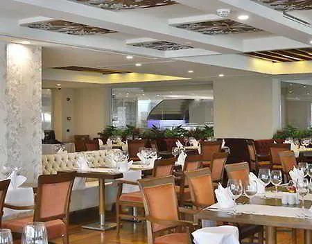 Hotel Doubletree By Hilton Atasehir And Conference Centre 5*