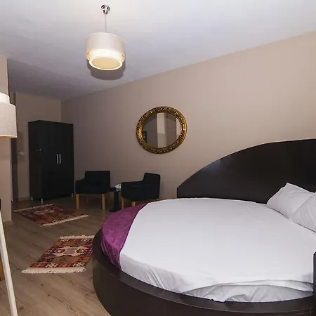 Bossuite Maltepe