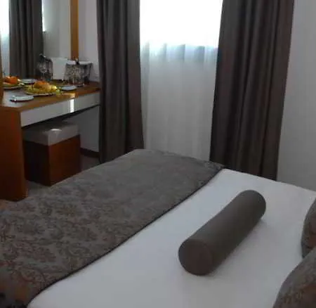 Seven Hotel