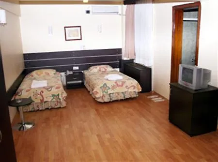 Hotel Grand Ons