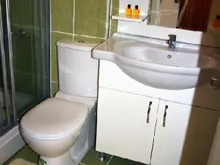 Hotell Eski 3*