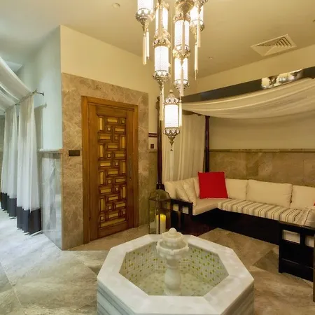 Sura Design & Hotel