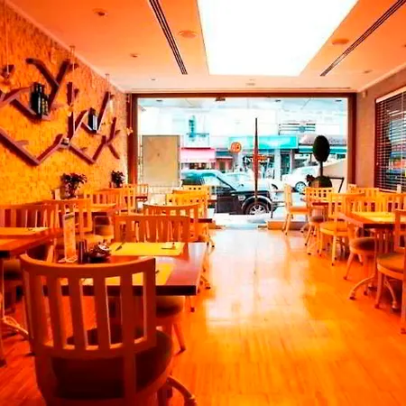 Housez & Special Class Hotel 4*