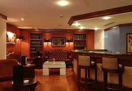 Hotel Eresin Taxim & Premier 4*