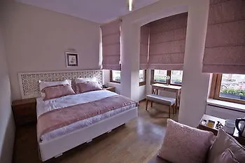 Hotel Arart 3*