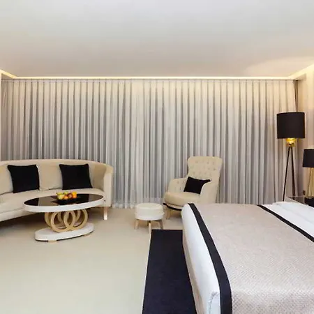 Hotel Ramada & Sisli