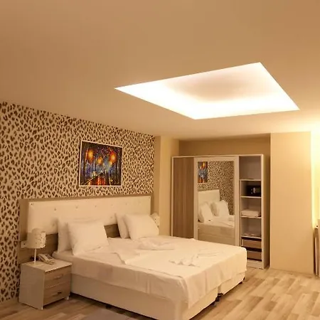 Nossa Pera Aparthotel 3*