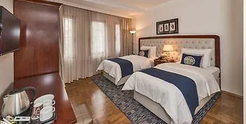 Four Doors Hotel 3*