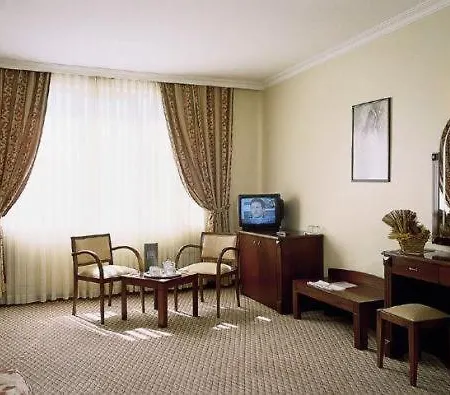 Taksim Square Hotel 4*