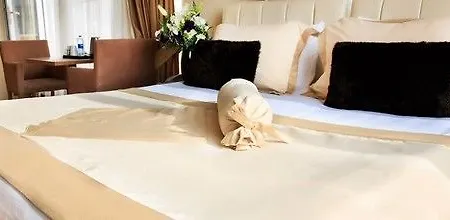 Hotel Anka Business Park 3*