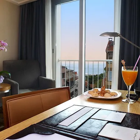 Housez & Special Class Hotel Istanbul