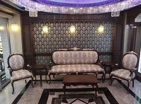 Golden Pen Hotel 3*
