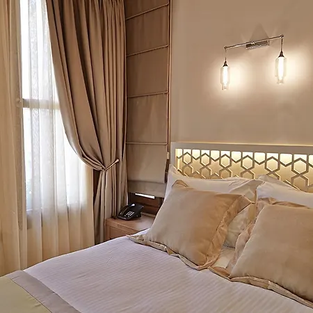 Hotel Arart