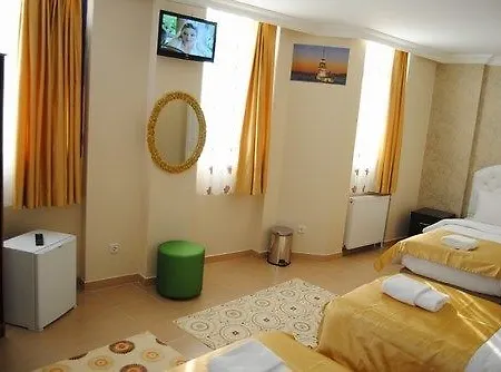 Lotus Hotel 3*