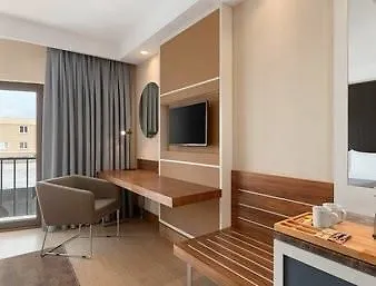 Hotel Ramada By Wyndham Florya 4*