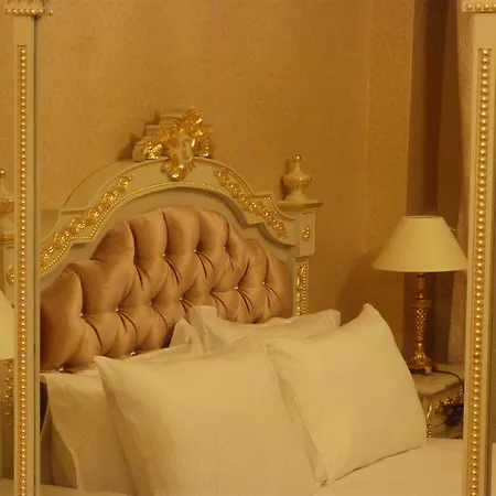 Karakoy Port 4*
